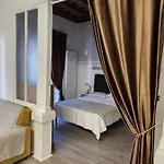 Mansarde & Maison 1706 Orta 3* Borgomanero