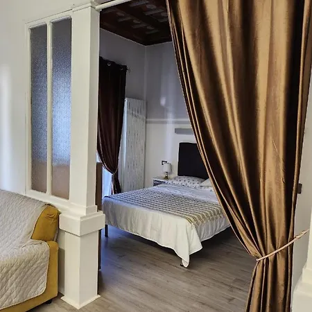 Mansarde & Maison 1706 Orta 3* Borgomanero