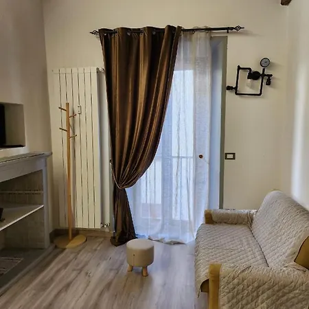 Pensjonat Mansarde & Maison 1706 Orta