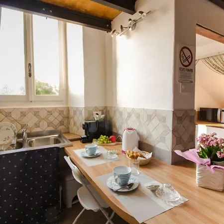 Mansarde & Maison 1706 Orta Borgomanero