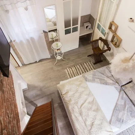 Mansarde & Maison 1706 Orta 3* Borgomanero