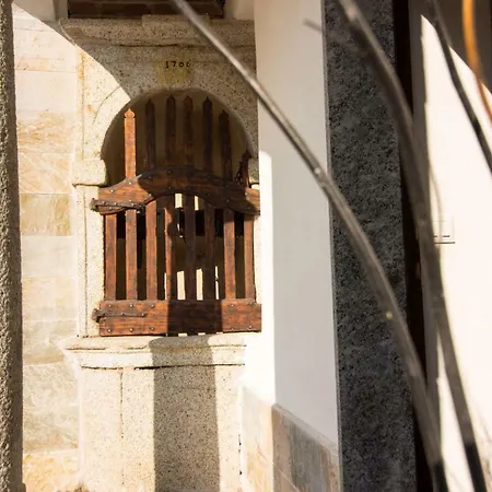 Mansarde & Maison 1706 Orta