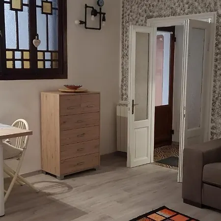 Pensionat Mansarde & Maison 1706 Orta