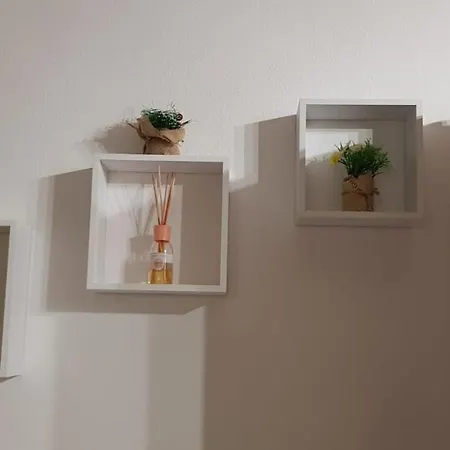 Πανσιόν Mansarde & Maison 1706 Orta