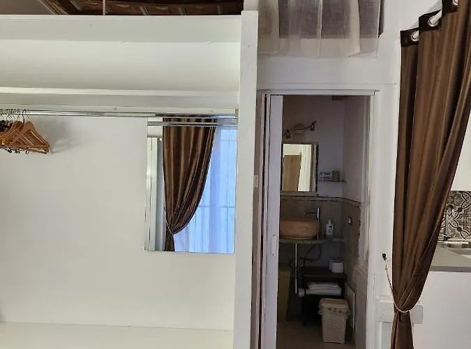 Pensjonat Mansarde & Maison 1706 Orta